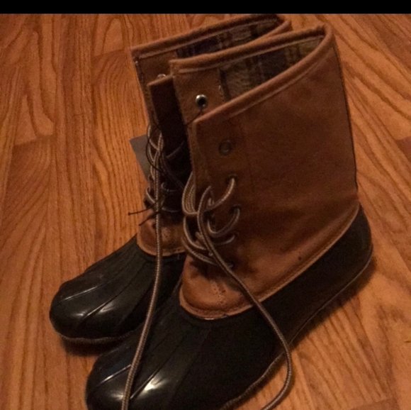 🥳HP🥳Blue Suede Shoes Duck Boots Leather Uppers Navy Rubber Women's 9 - Picture 2 of 5